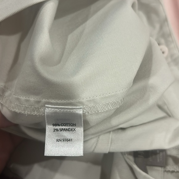 J. Jill Women’s Cream 3/4 Length Capri Khaki Pants Stretch Size 8 - Picture 7 of 8